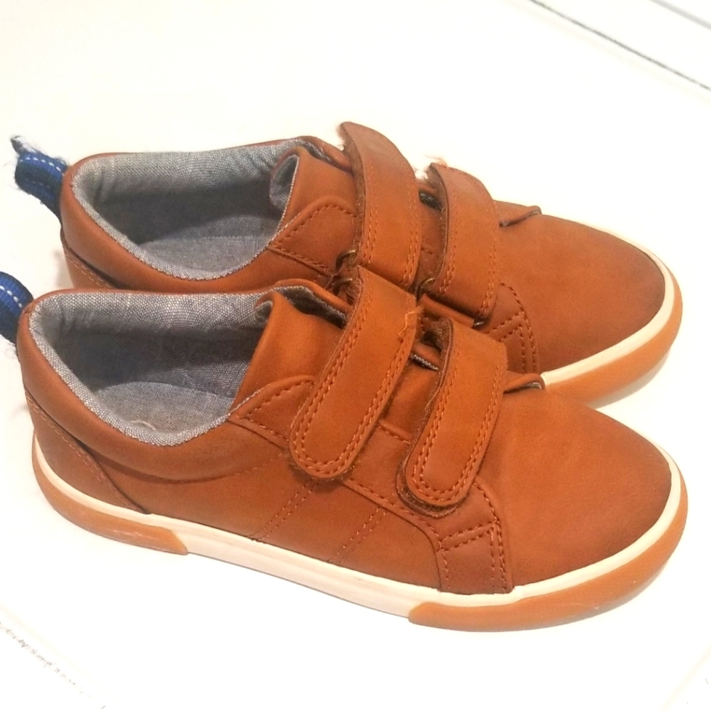 Boys Cat & Jack shoes size 11C